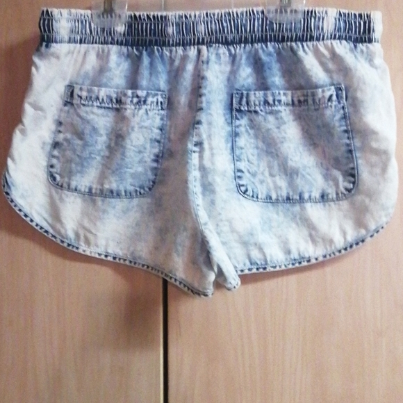 2 for $30 Cotton acid wash shorts. - Picture 2 of 2